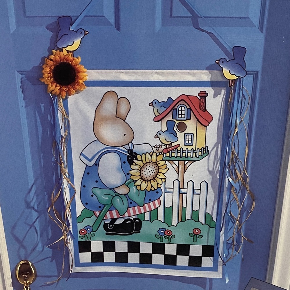 Daisy Kingdom Breezy Banners Birdhouse Buddies #5400 Vintage 1994 No Sew Kit - Picture 2 of 3
